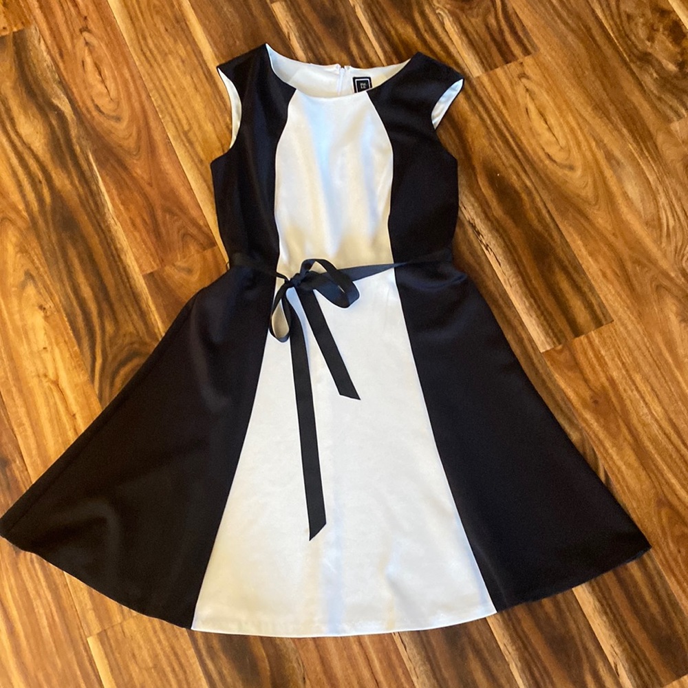 RMLL DRESS WOMENS size 10